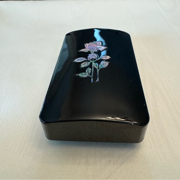 Vintage Black Lacquer Abalone Inlaid Lid Jewelry Trinket Box - Picture 4 of 15